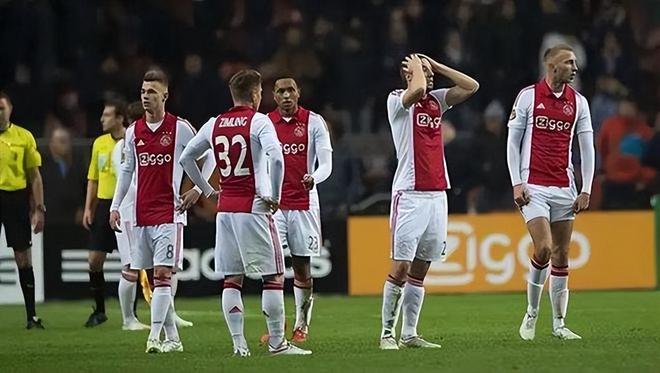 湿润面J 湿润面J