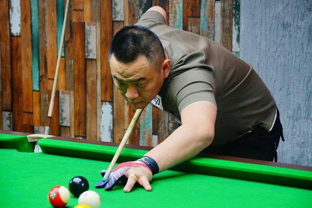 巨人多在第 巨人多在第